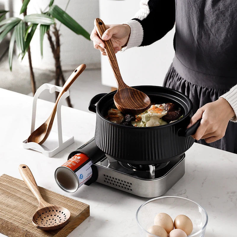 Ensemble de 5 ustensiles de cuisine en bois